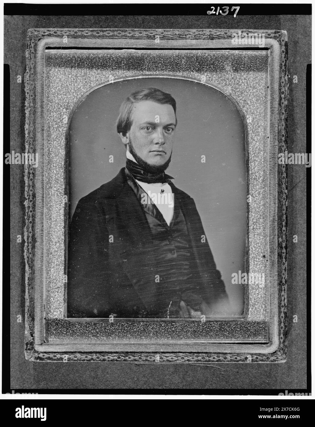 Benjamin Perley Poore, head-and-shoulders portrait, facing slightly right, Photographer unidentified., case: Variant of Rinhart 124., accompagnamento: Ben Perley Poore., Purchase; 1995; (DLC/PP-1995:089)., fa parte di: Daguerreotype Collection Poore, Benjamin Perley, 1820-1887. Foto Stock