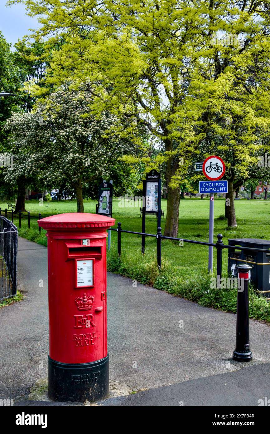 Watford Fields open space, Watford, Hertfordshire, Inghilterra, Regno Unito Foto Stock