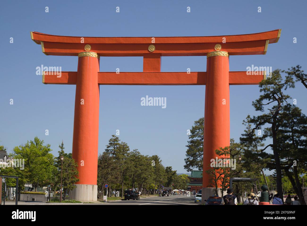 Giappone, Kyoto, Santuario Heian Jingu, Grand Torii, Foto Stock