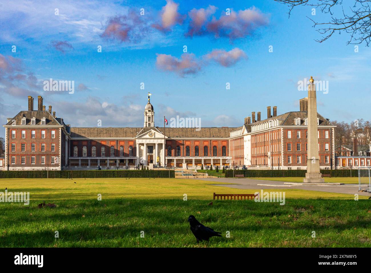 Royal Hospital Chelsea, Londra il Royal Hospital Chelsea che, a quanto pare, si traduce come "per il soccorso e il sollievo dei veterani spezzati dall'età e dal wa Foto Stock