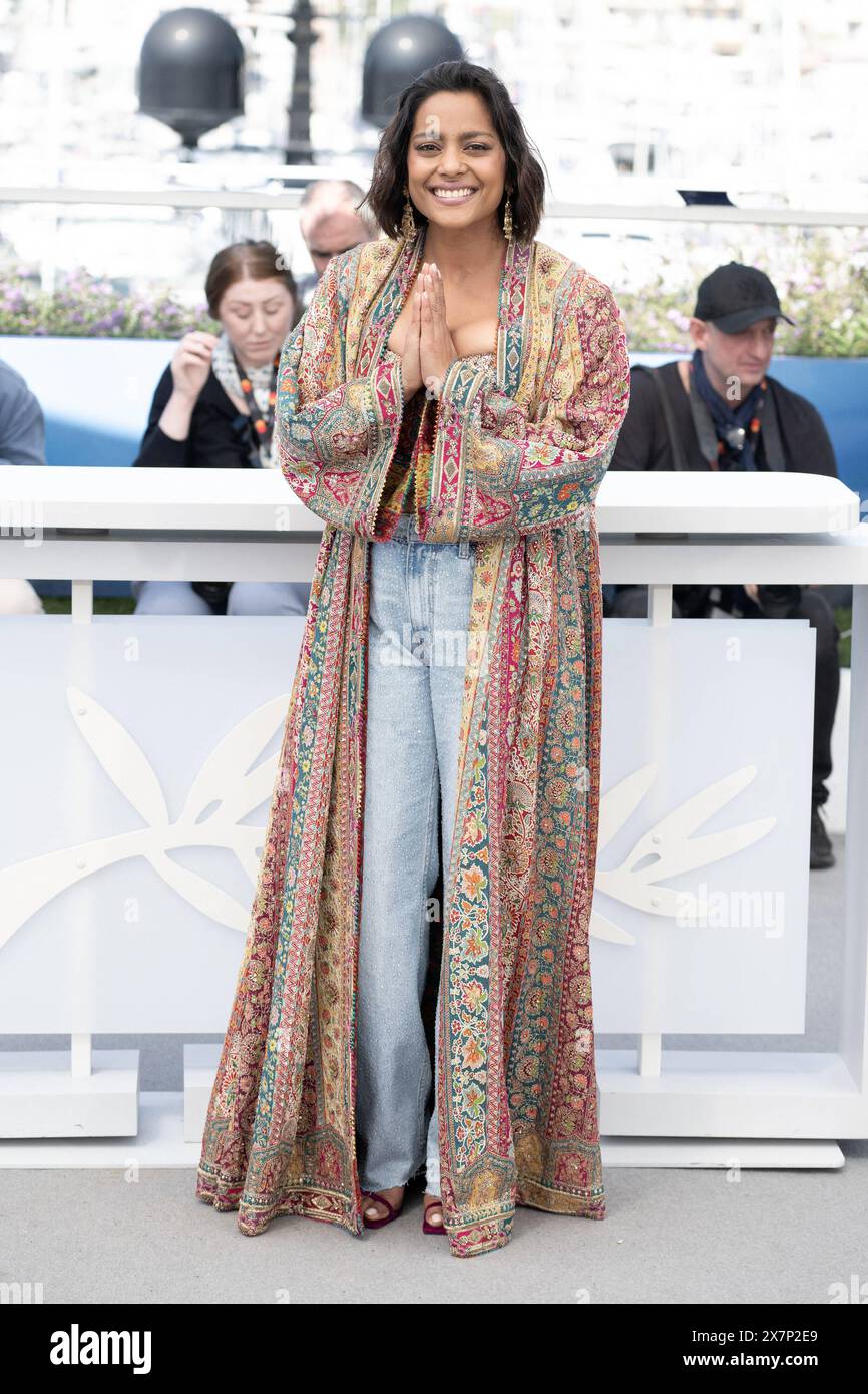 Cannes, Francia. 21 maggio 2024. Shahana Goswami partecipa a Santosh Photocall al 77° Festival annuale di Cannes al Palais des Festivals il 21 maggio 2024 a Cannes, Francia. Foto di David NIVIERE ABACAPRESS. COM credito: Abaca Press/Alamy Live News Foto Stock