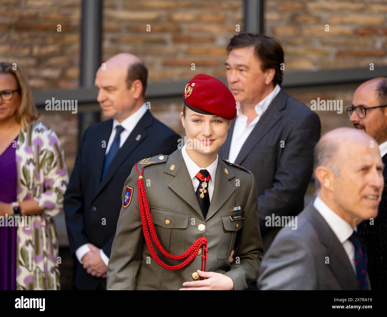 Saragozza, Spagna. 21 settembre 2024. La Principessa delle Asturie ha ricevuto tre menzioni da diversi enti pubblici. Da un lato, la medaglia dei tribunali di Aragona, il riconoscimento della figlia adottiva della città di Saragozza e la medaglia del governo di Aragona. In questo modo, i riconoscimenti che suo padre re Felipe ricevette durante il suo soggiorno presso l'Accademia militare generale di Saragozza sono stati replicati. Juan Antonio Perez/Alamy Live News Foto Stock