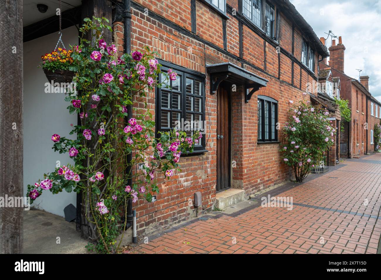 Cottage storici a Rose Street, Wokingham, Berkshire, Inghilterra, Regno Unito Foto Stock