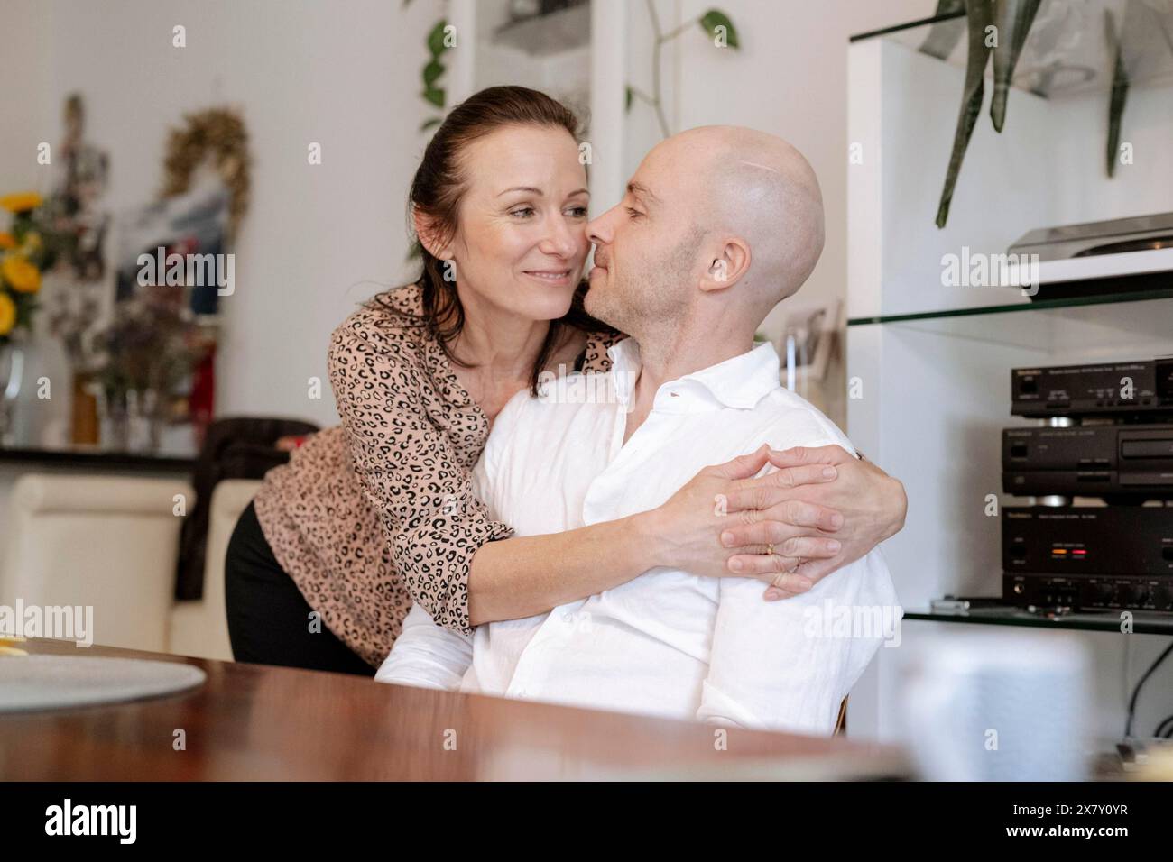Coppia, 40 anni, casa Foto Stock
