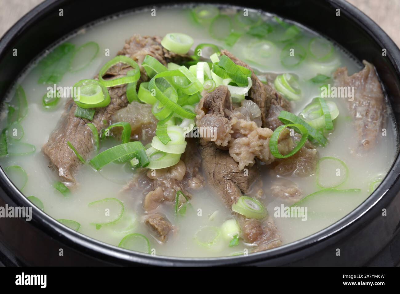 Gomtang, zuppa di manzo coreana Foto Stock