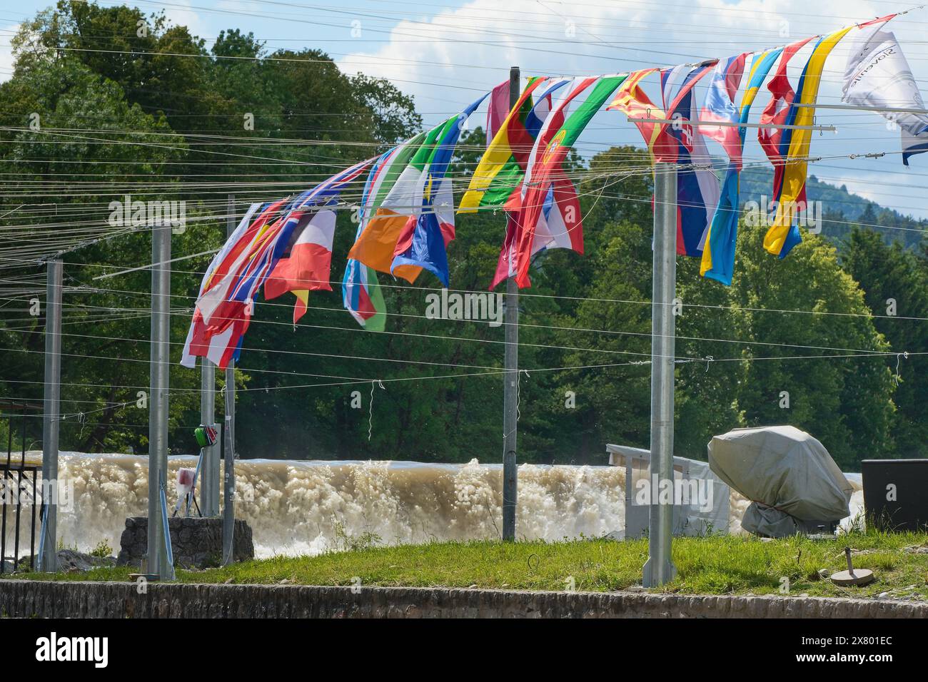 Big Water ai Campionati europei di slalom d'acqua di Tacen, Slovenia, il 17 maggio 2024. La gara di venerdì è stata annullata e il programma è stato riorganizzato. (CTK Foto Stock
