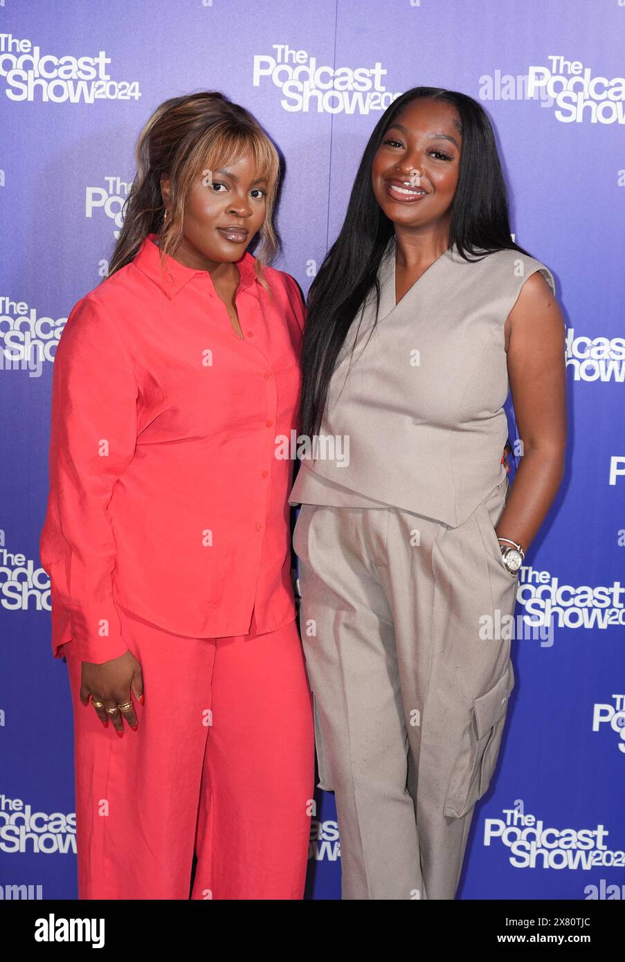 Tolani Shoneye e Audrey Indome arrivano al Podcast Show, il più grande festival internazionale per il settore del podcasting, al Business Design Centre di Islington, a nord di Londra. Data foto: Mercoledì 22 maggio 2024. Foto Stock