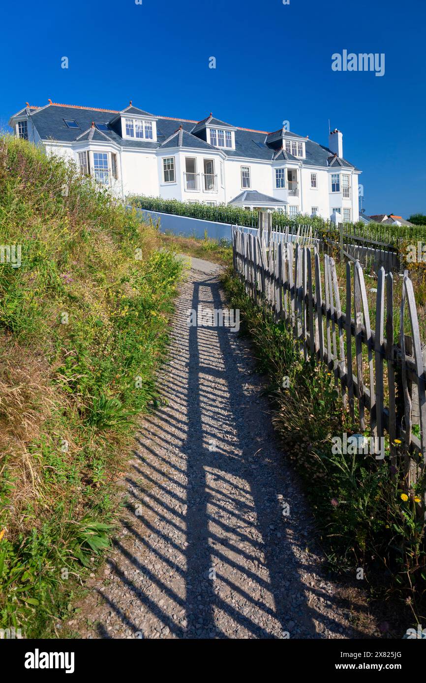 Inghilterra, Devon, South Hallsands e il sentiero per un Viewpoint pas un progetto immobiliare recentemente rinnovato Foto Stock