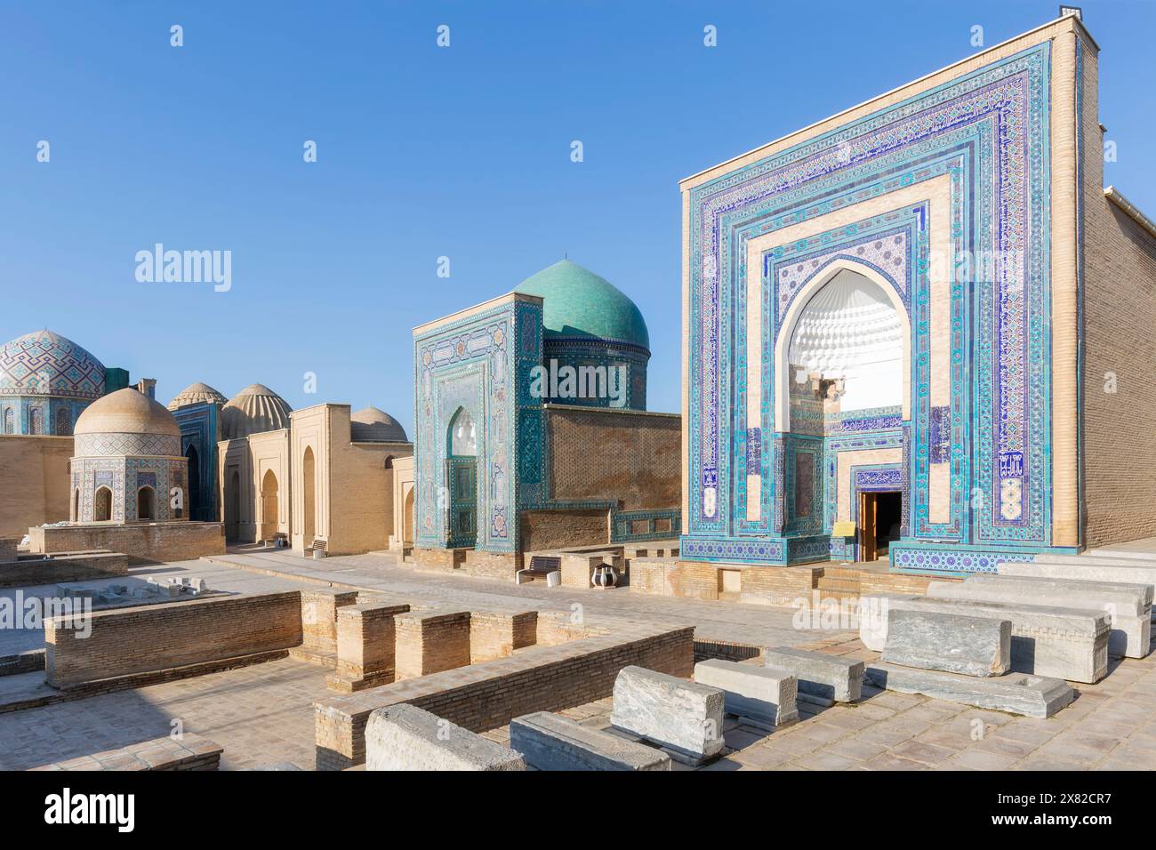 Shah-i-Zinda complesso memoriale, necropoli di Samarcanda, Uzbekistan. Patrimonio Mondiale UNESCO Foto Stock