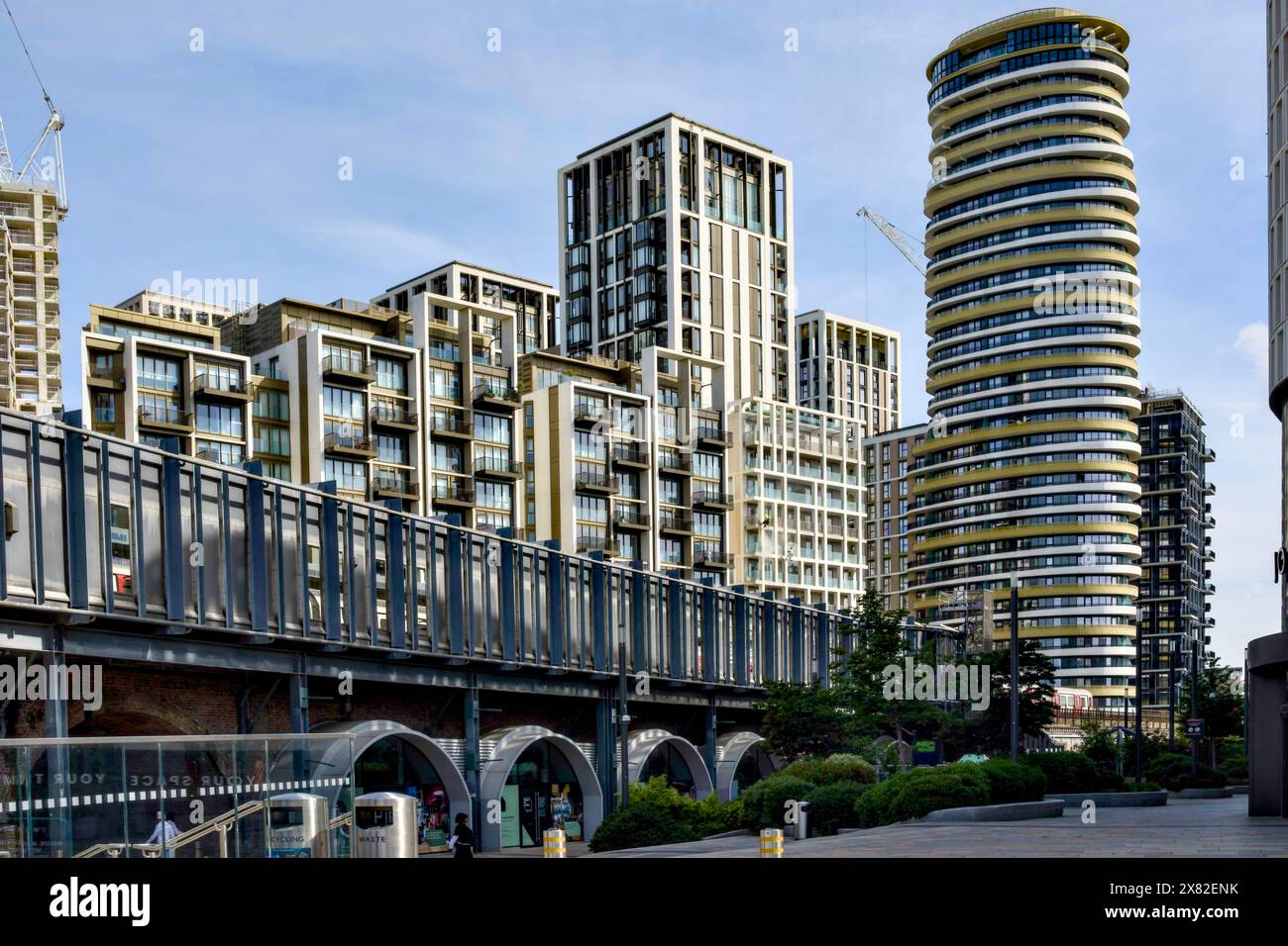 White City Living, Wood Lane, Borough of Hammersmith & Fulham, Londra, Inghilterra, Regno Unito Foto Stock