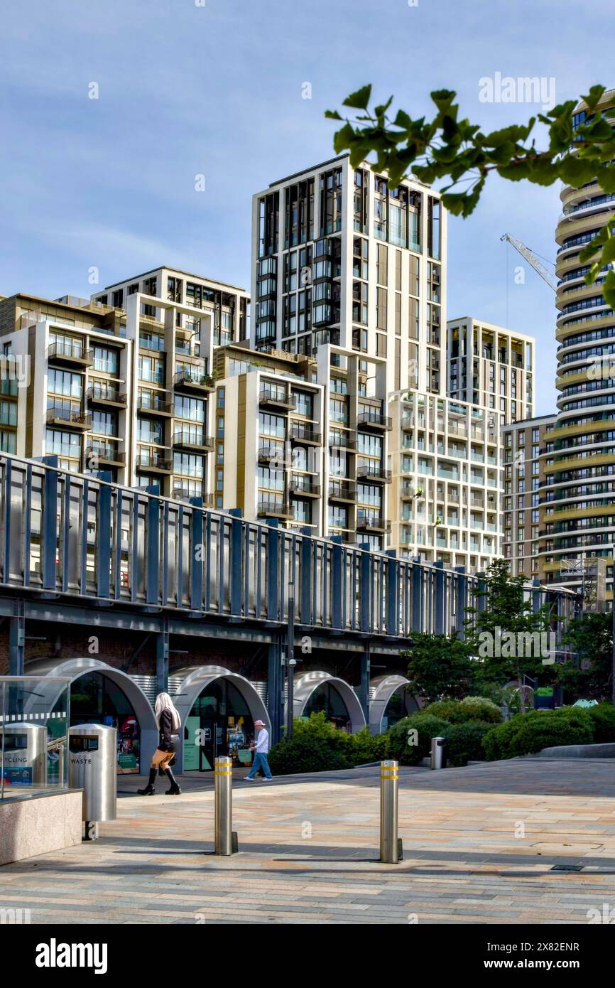 White City Living, Wood Lane, Borough of Hammersmith & Fulham, Londra, Inghilterra, Regno Unito Foto Stock