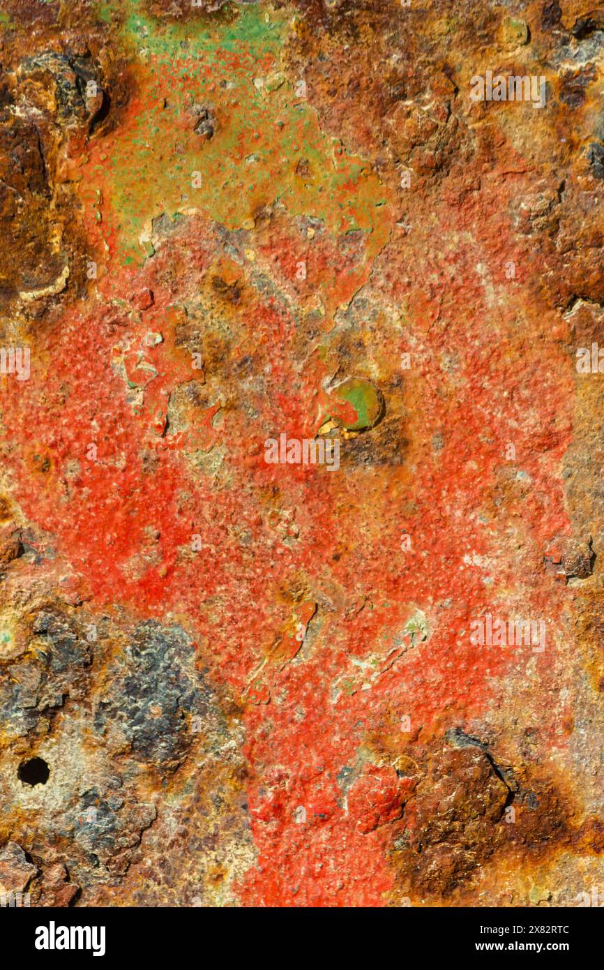 Sfondo astratto con texture arancione arrugginita e resistente agli agenti atmosferici. Foto Stock