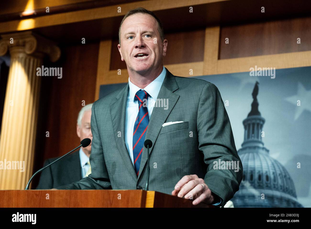 Washington, Stati Uniti. 22 maggio 2024. Il senatore degli Stati Uniti Eric Schmitt (R-MO) parla del confine meridionale in una conferenza stampa al Campidoglio degli Stati Uniti. (Foto di Michael Brochstein/Sipa USA) credito: SIPA USA/Alamy Live News Foto Stock