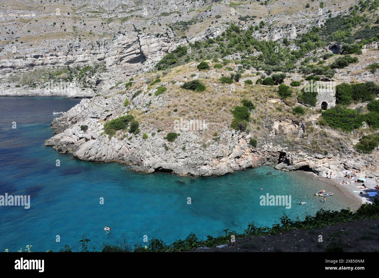 Nerano - Baia di Ieranto dal promontorio di Punta penna Foto Stock