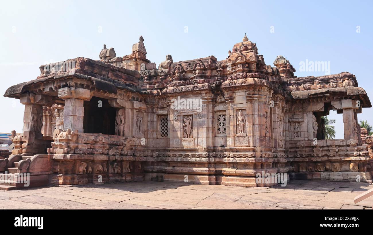 Architettura del Tempio di Sri Virupaksha, Pattadakal, Bagalkot, Karnataka, India. Foto Stock