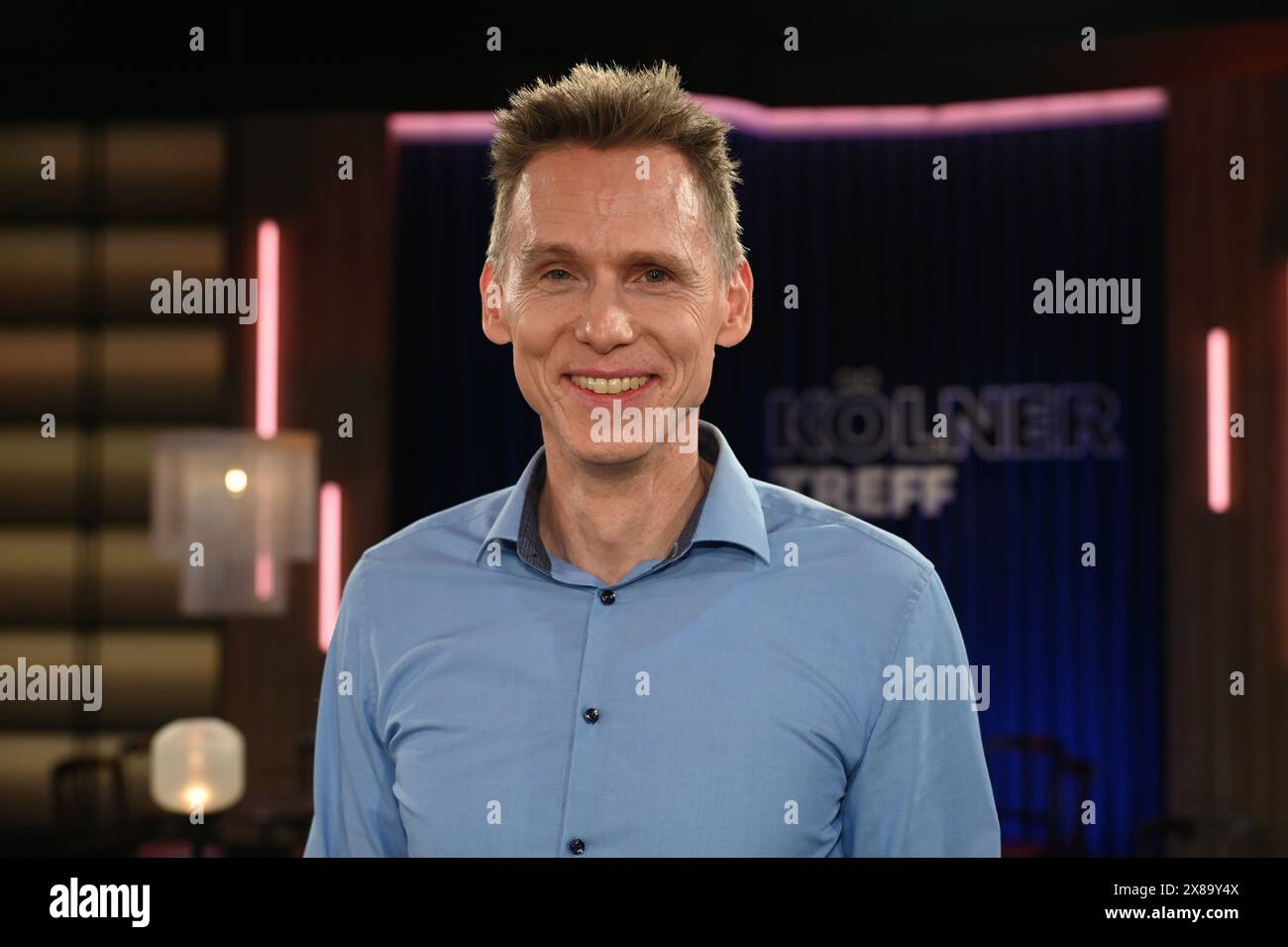 Colonia, Germania. 24 maggio 2024. Frank Busemann, ex commentatore sportivo di decathlete e ARD, come ospite del talk show WDR "Kölner Treff". Crediti: Horst Galuschka/dpa/Alamy Live News Foto Stock