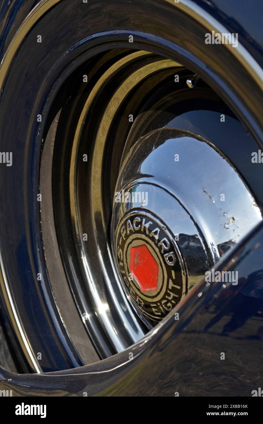 copriruota di scorta per auto vintage american packard super eight Foto Stock
