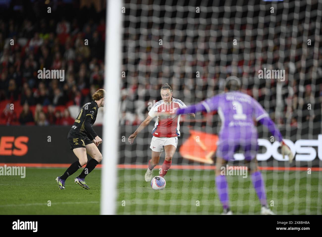 MELBOURNE, AUSTRALIA. 24 maggio 2024. Nella foto: Caitlin Foord of Arsenal durante la Global Football Week amichevole tra il club inglese Arsenal WFC e l'Australian ALeague Allstars al Marvel Stadium di Melbourne, Australia. Crediti: Karl Phillipson/Alamy Live News Foto Stock