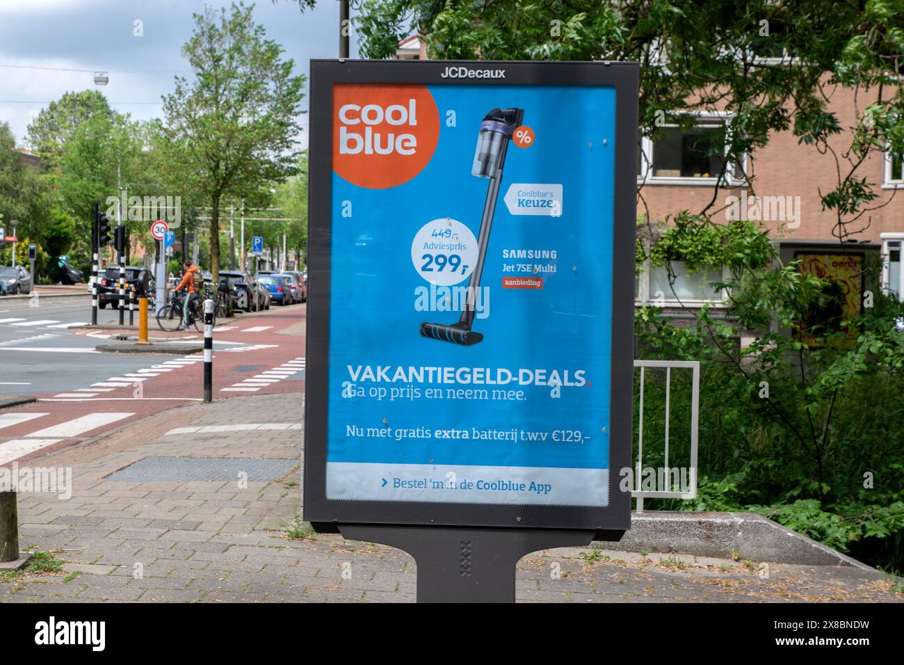 Billboard Coolblue ad Amsterdam Paesi Bassi 22-5-2024 Foto Stock