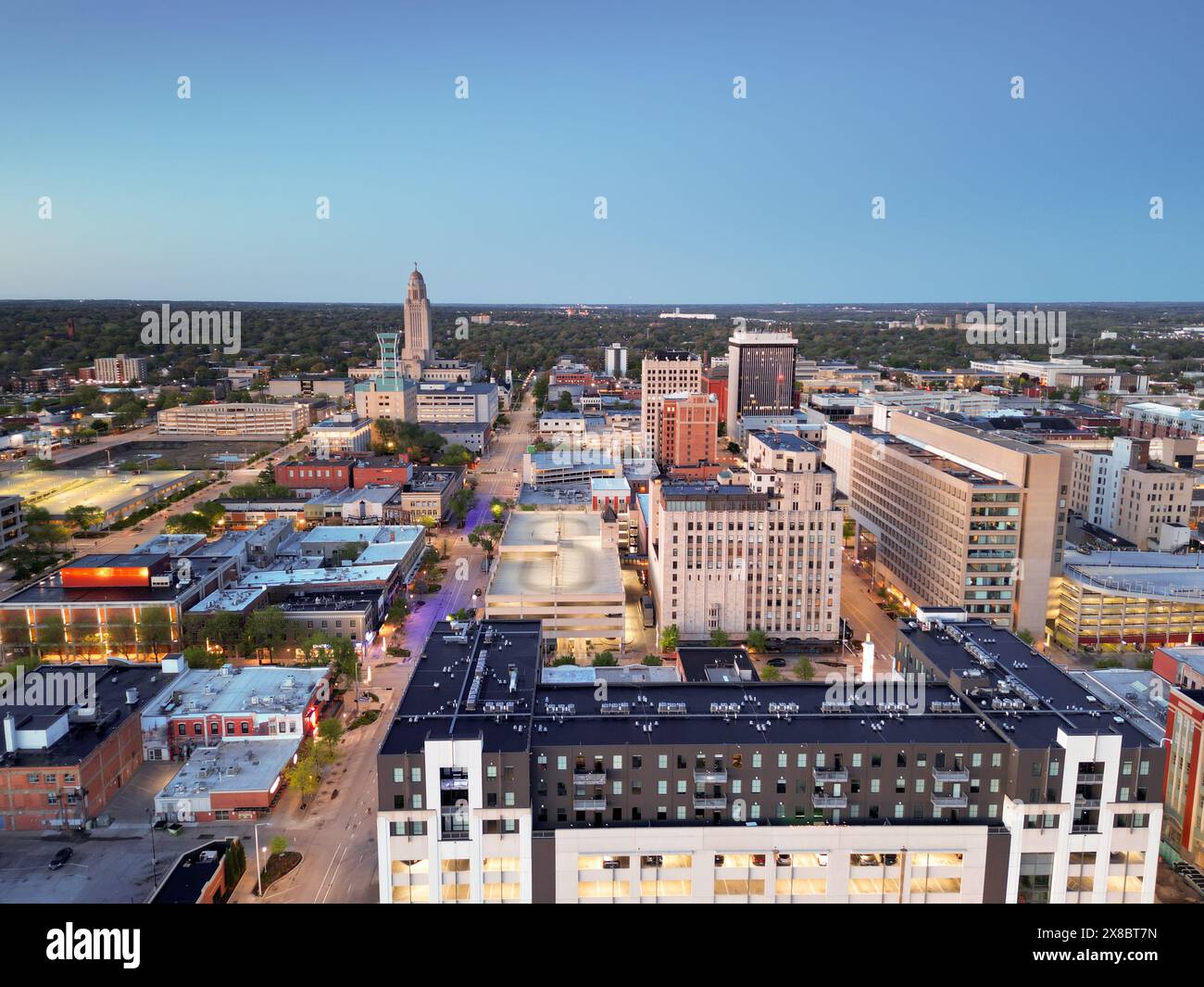 Lincoln, Nebraska, Stati Uniti, skyline della città al crepuscolo. Foto Stock