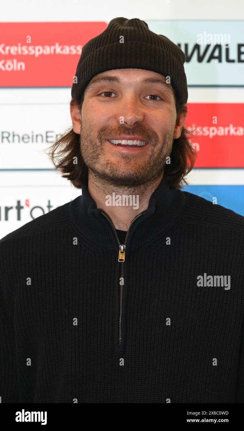 Colonia, Germania. 24 maggio 2024. Il ciclista Rick Zabel alla conferenza stampa del classico ciclismo Rund um Köln, che si terrà quest'anno per la 106esima volta. Crediti: Horst Galuschka/dpa/Alamy Live News Foto Stock