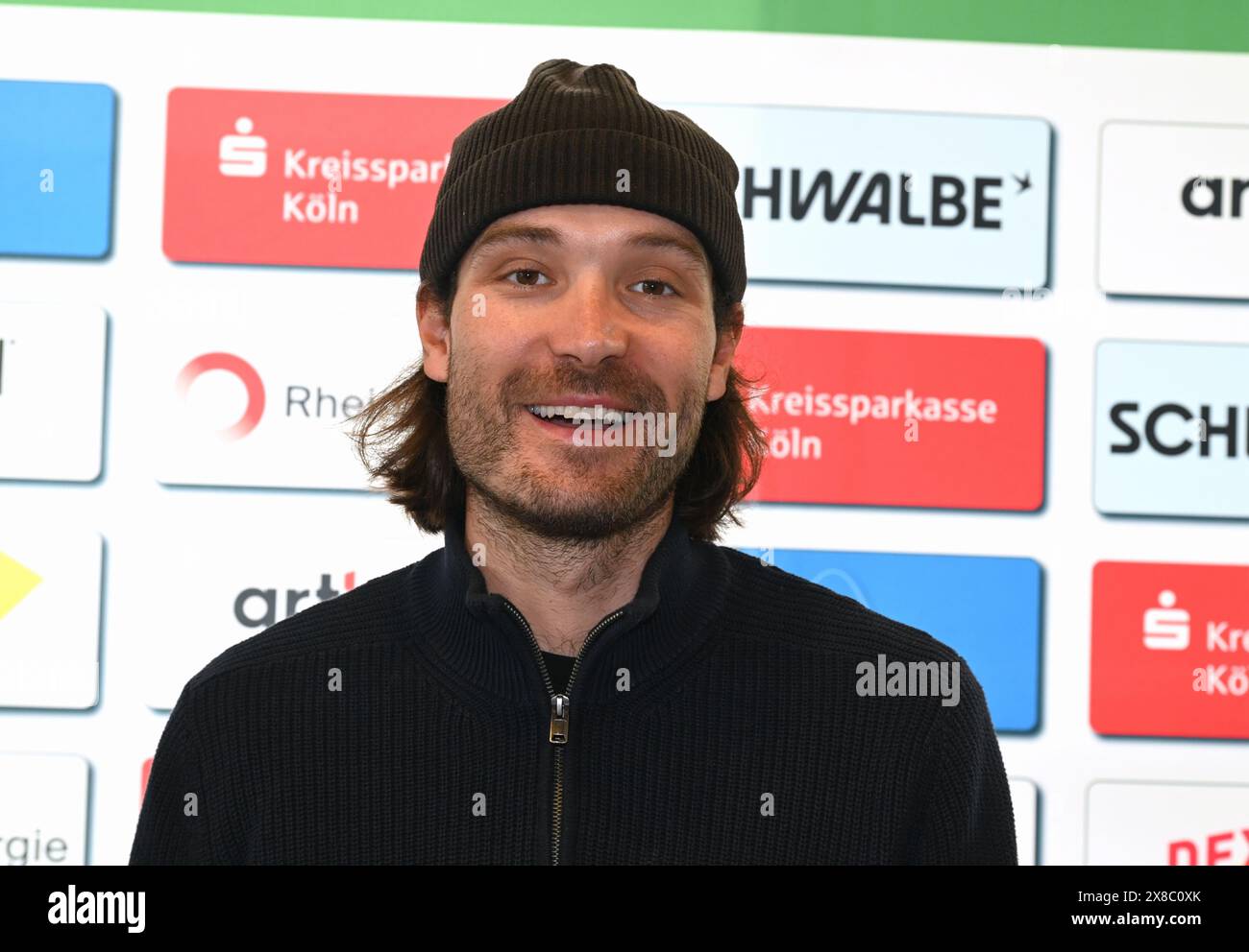 Colonia, Germania. 24 maggio 2024. Il ciclista Rick Zabel alla conferenza stampa del classico ciclismo Rund um Köln, che si terrà quest'anno per la 106esima volta. Crediti: Horst Galuschka/dpa/Alamy Live News Foto Stock