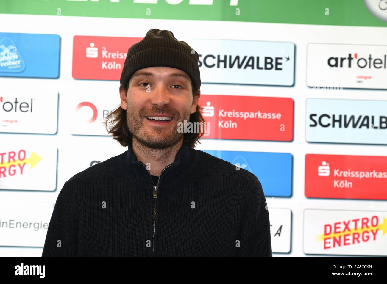 Colonia, Germania. 24 maggio 2024. Il ciclista Rick Zabel alla conferenza stampa del classico ciclismo Rund um Köln, che si terrà quest'anno per la 106esima volta. Crediti: Horst Galuschka/dpa/Alamy Live News Foto Stock