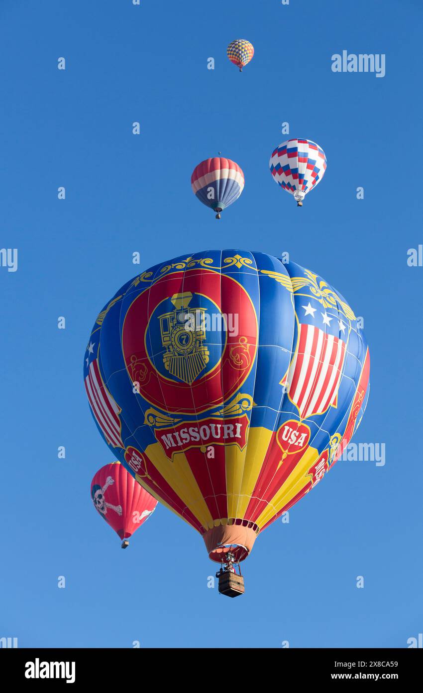 I palloni ad aria calda, 2015 Balloon Fiesta di Albuquerque, Nuovo Messico, STATI UNITI D'AMERICA Foto Stock