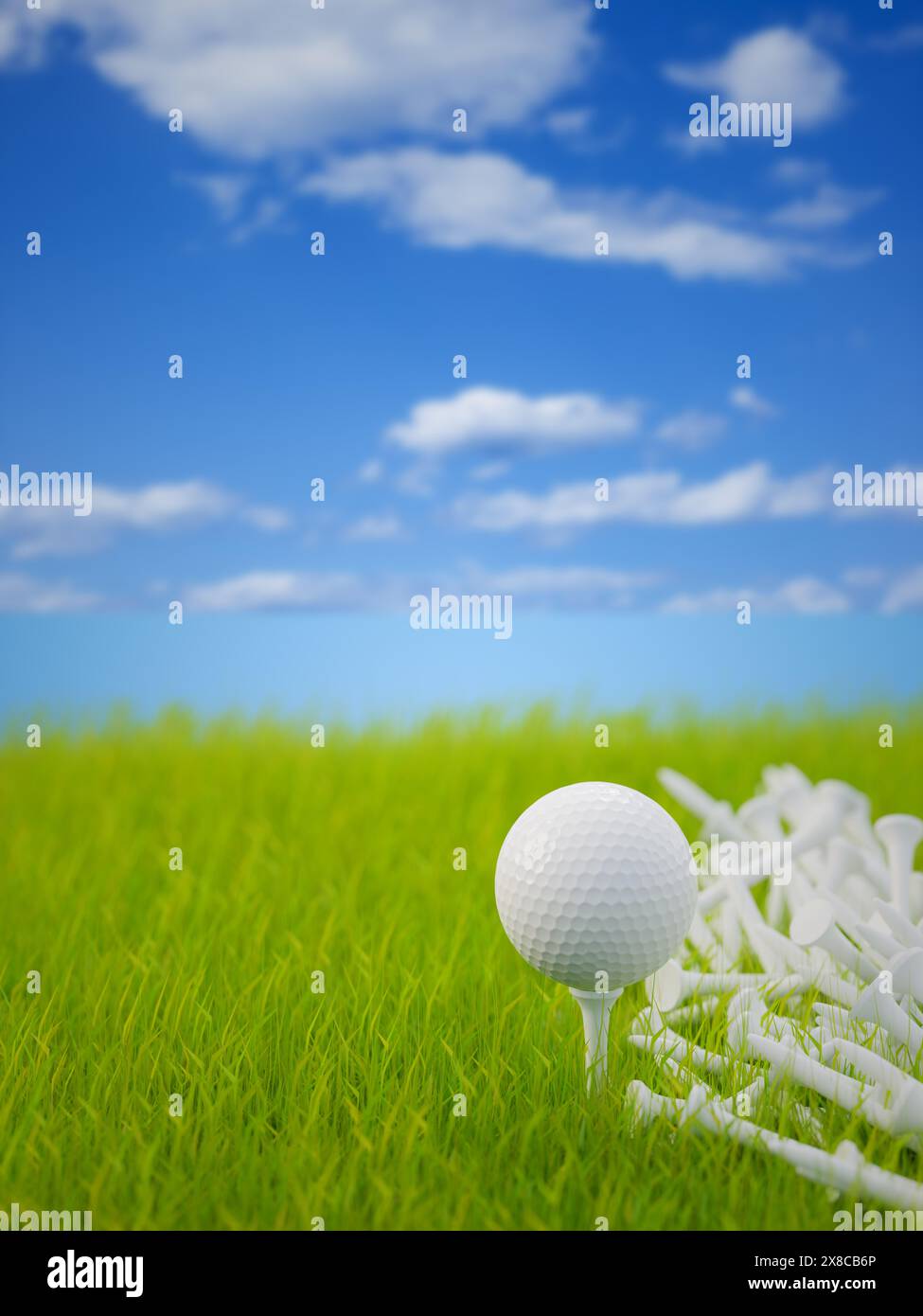 Una palla da golf su un tee da golf su un prato. Diversi tee nell'erba. Messa a fuoco selettiva - profondità di campo molto bassa. Cielo blu con sfondo nuvoloso. Foto Stock