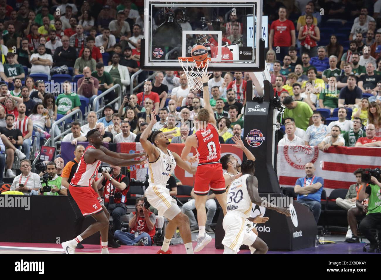 Berlino, Germania, 24 maggio, 2024. Thomas WalkUp durante la partita tra Olympiakos e Real Madrid. Turkish Airlines Euroliga Final Four Berlin 2024. Crediti: Fabideciria/Alamy Live News Foto Stock