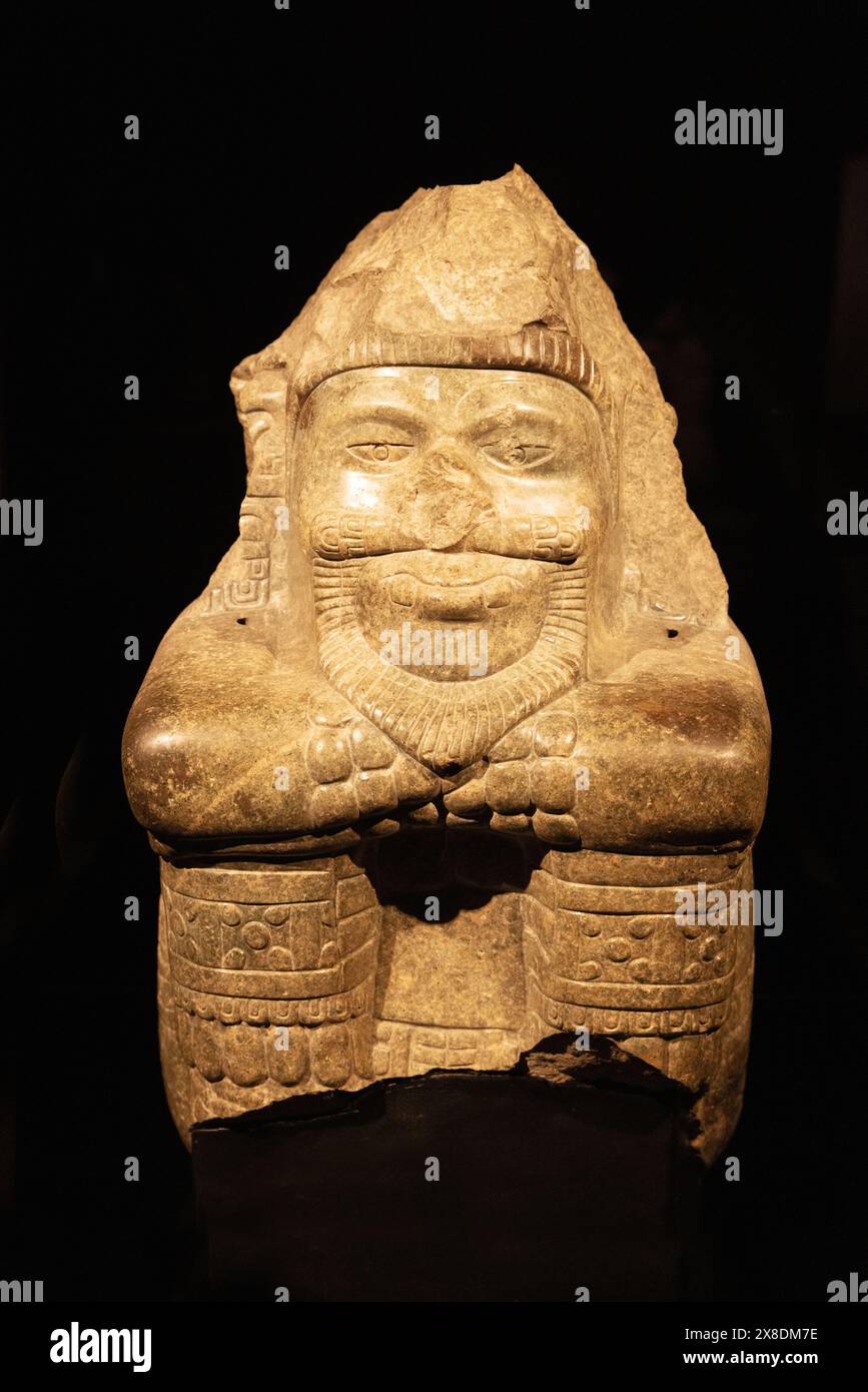 Xiuhtecuhtli, dio azteco del fuoco, scultura in pietra azteca del XV secolo dell'impero azteco di Tenochtitlan, Museo Templo Mayor, Messico Foto Stock