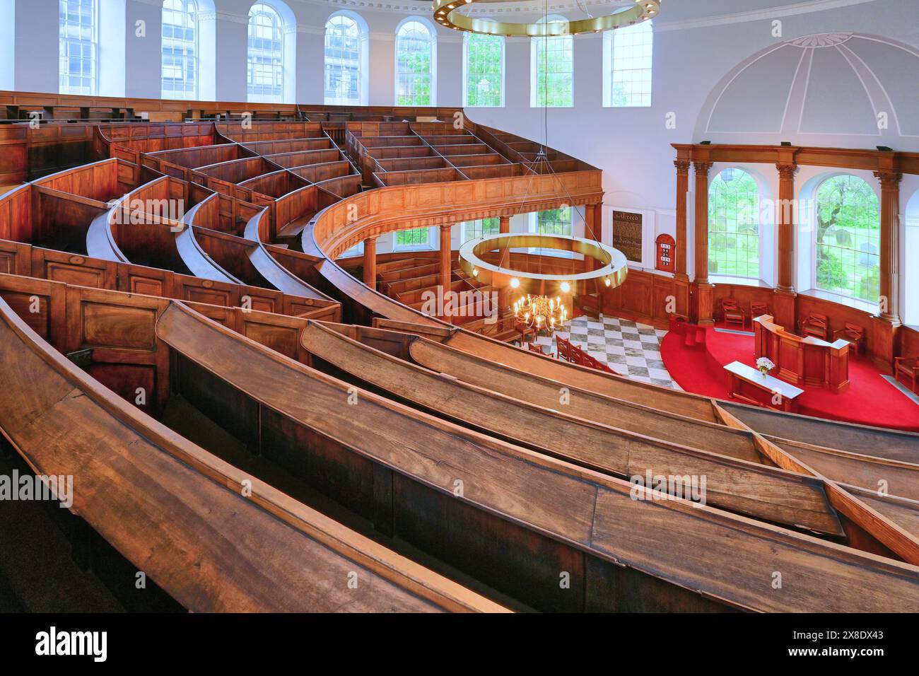 Chiesa presbiteriana di Ognissanti presso la banchina di Newcastle dopo anni di lavori di restauro che mostrano la splendida mogano e legno di quercia e intonaco Foto Stock