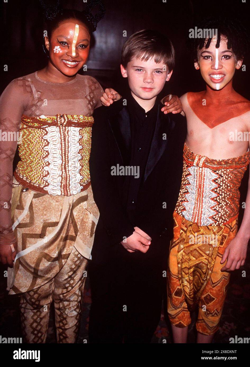 9 MAGGIO 1999 - K15747WW 05/09/99. JAKE LLOYED STAR DI ''STAR WARS: EPISODE 1''. VISITA IL RE LEONE AL NUOVO AMSTERDAM THEATER DI NEW YORK. WALTER WEISSMAN/ 1999. (Immagine di credito: © WALTER WEISSMAN/ZUMA Wire) SOLO PER USO EDITORIALE! Non per USO commerciale! Foto Stock