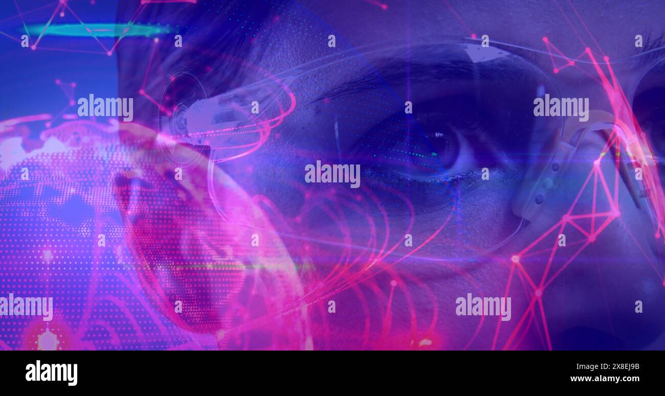 Composito digitale di Science Composition Woman con occhiali virtuali e illustrazione astratta a colori Foto Stock