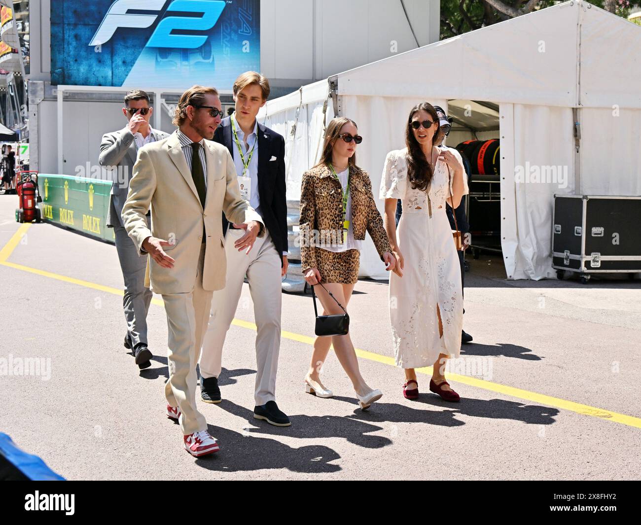 Monk, Francia. 25 maggio 2024. Monaco, Gran Premio di Monte Carlo - ospiti nel paddock - nella foto: Andrea Casiraghi, Ben-Sylvester Strautmann, Alexandra di Hannover, Tatiana Santo Domingo credito: Independent Photo Agency/Alamy Live News Foto Stock