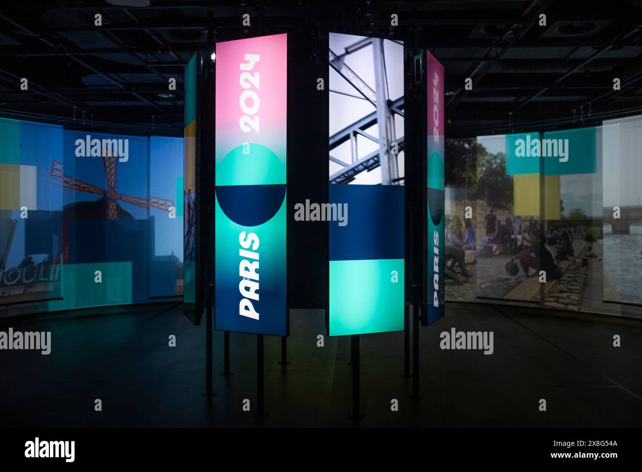 Losanna, Svizzera. 5 maggio 2024. Presentazione della mostra "Paris Olympique, un viaggio coinvolgente" che riguarda i Giochi Olimpici di Parigi 2024 durante l'Olympique di Parigi. I Giochi Olimpici di Parigi del 2024 si sono svolti al Museo Olimpico di Losanna, la capitale olimpica. (Credito: Eric Dubost/SipaUSA) credito: SIPA USA/Alamy Live News Foto Stock