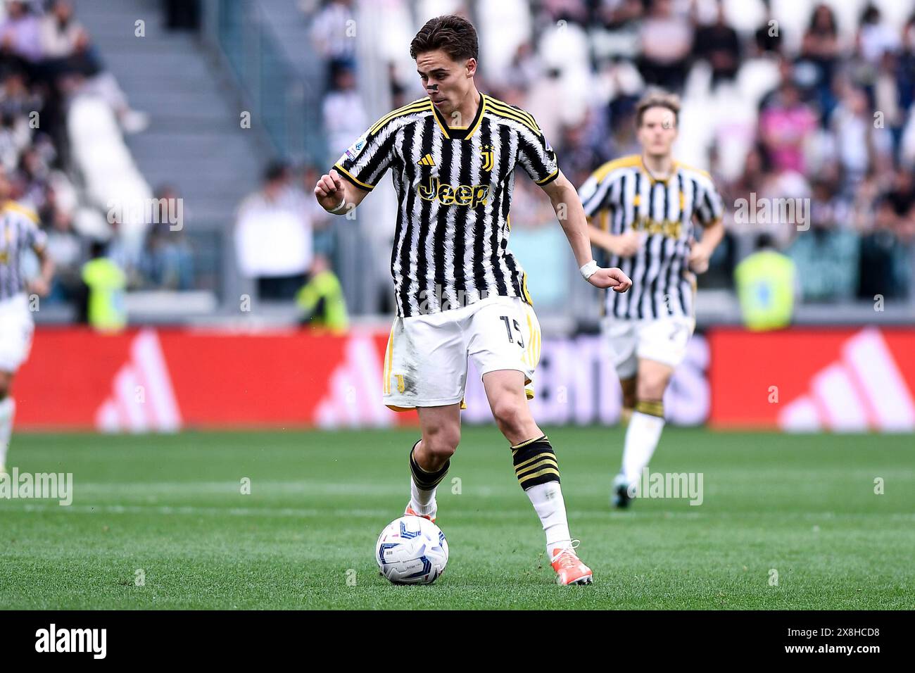 Torino, Italia. 25 maggio 2024. Kenan Yildiz della Juventus FC in azione durante la partita di calcio di serie A tra Juventus FC e AC Monza allo stadio Juventus di Torino (Italia), 25 maggio 2024. Crediti: Insidefoto di andrea staccioli/Alamy Live News Foto Stock