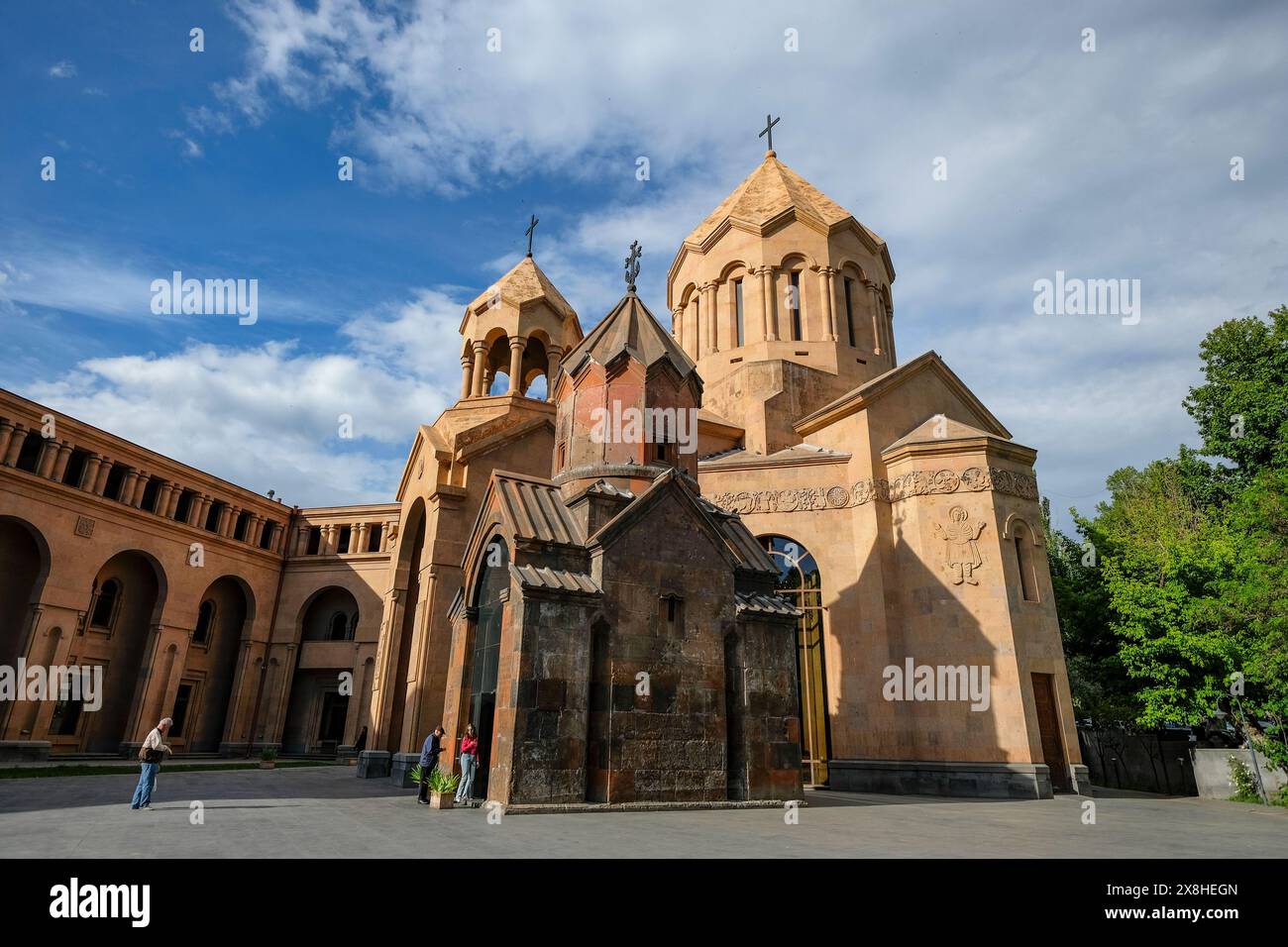 Erevan, Armenia - 18 maggio 2024: Chiesa di Santa Astvatsatsin Kathoghike a Erevan, Armenia. Foto Stock