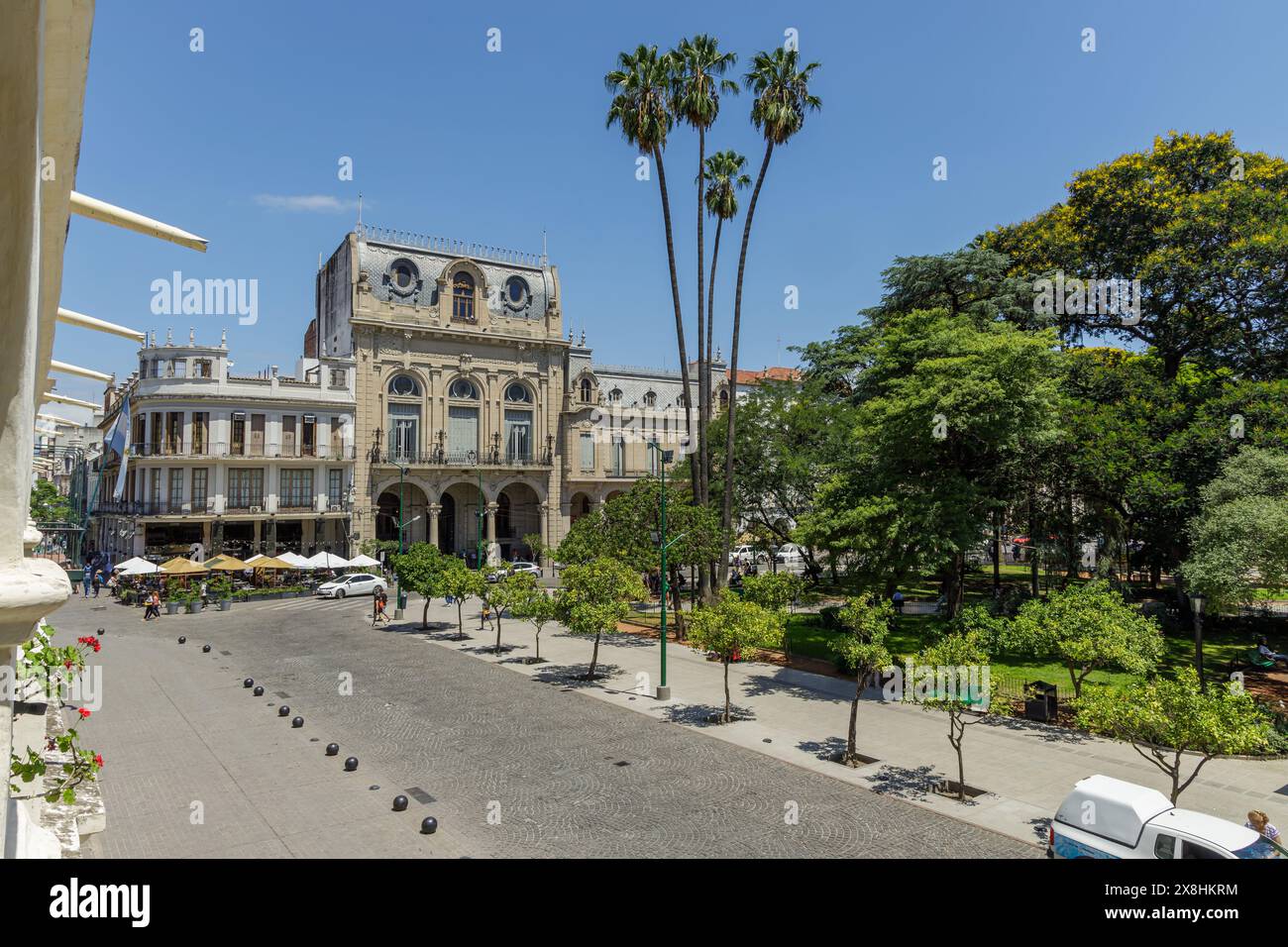 Salta, Argentina - 26 gennaio 2024: Plaza 9 de Julio nella città di Salta. Foto Stock