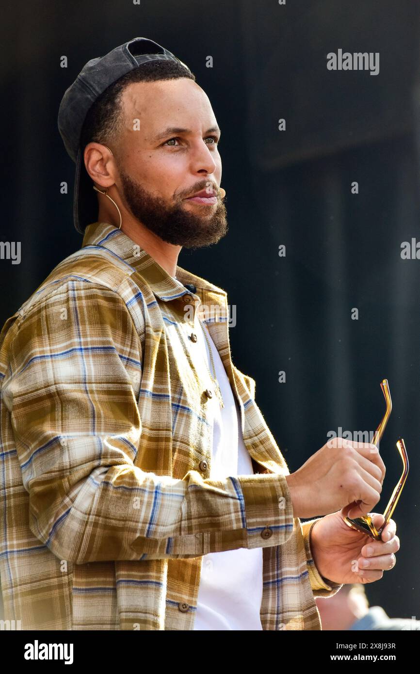 Napa, California, Stati Uniti. 25 maggio 2024. Stephen Curry si esibisce sul palco cullinario al BottleRock 2024 Music Festival. Crediti: Ken Howard/Alamy Foto Stock