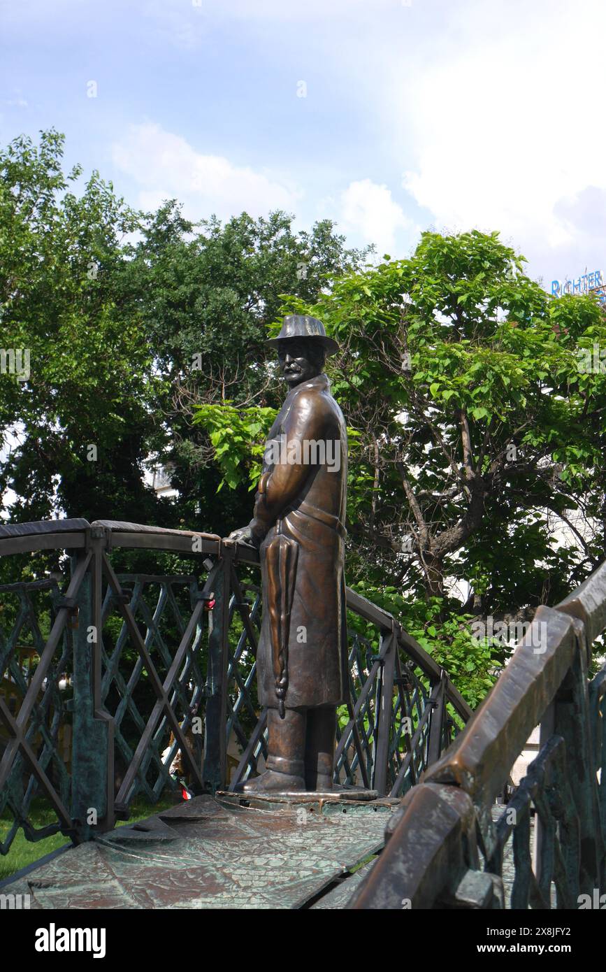 Statua di Nagy Imre, primo ministro pro-riformista dell'Ungheria nel 1956, dello scultore Tamas Varga, Jaszai mari ter, Budapest, Ungheria Foto Stock