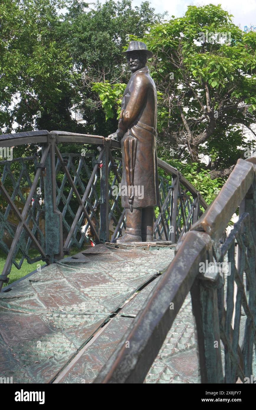 Statua di Nagy Imre, primo ministro pro-riformista dell'Ungheria nel 1956, dello scultore Tamas Varga, Jaszai mari ter, Budapest, Ungheria Foto Stock