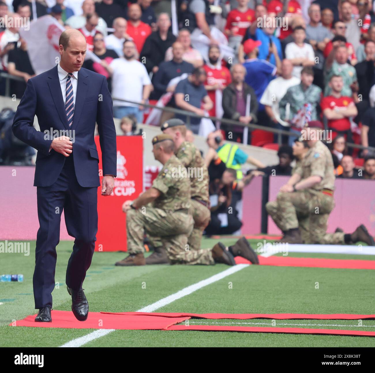 Londra, Regno Unito. 25 maggio 2024. LONDRA, INGHILTERRA - HRH William, Price of Wales durante la finale di calcio dell'Emirates fa Cup tra Manchester City e Manchester United allo stadio di Wembley il 25 maggio 2024 a Londra, Inghilterra. Crediti: Action foto Sport/Alamy Live News Foto Stock