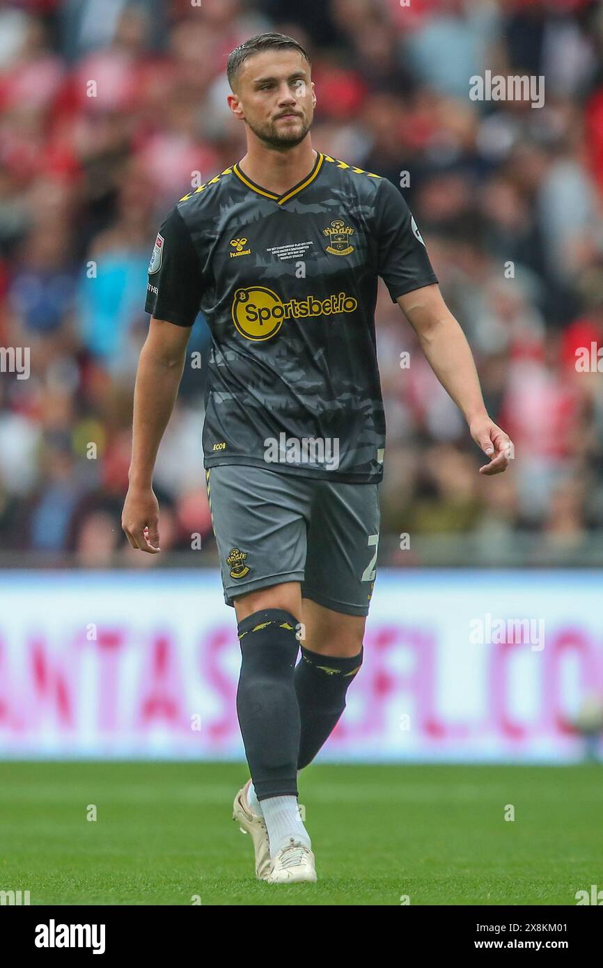 Taylor Harwood-Bellis di Southampton durante il Play-Off finale del Campionato Sky Bet Leeds United vs Southampton al Wembley Stadium, Londra, Regno Unito, 26 maggio 2024 (foto di Gareth Evans/News Images) Foto Stock