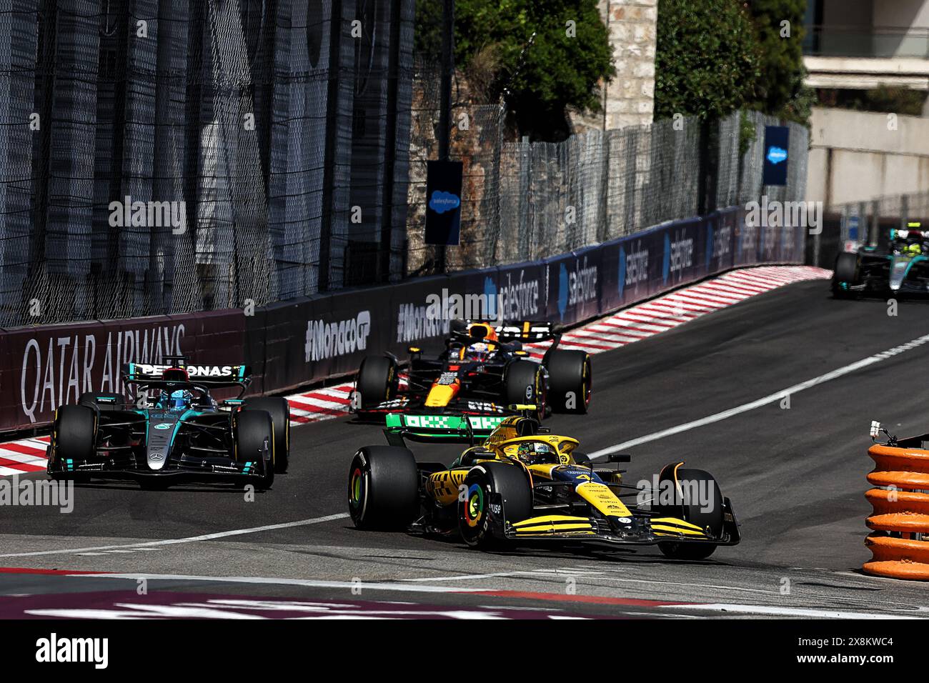 Monaco, Monte Carlo. 26 maggio 2024. Lando Norris (GBR) McLaren MCL38. 26.05.2024. Campionato del mondo di formula 1, Rd 8, Gran Premio di Monaco, Monte Carlo, Monaco, giorno della gara. Il credito fotografico dovrebbe essere: XPB/Alamy Live News. Foto Stock