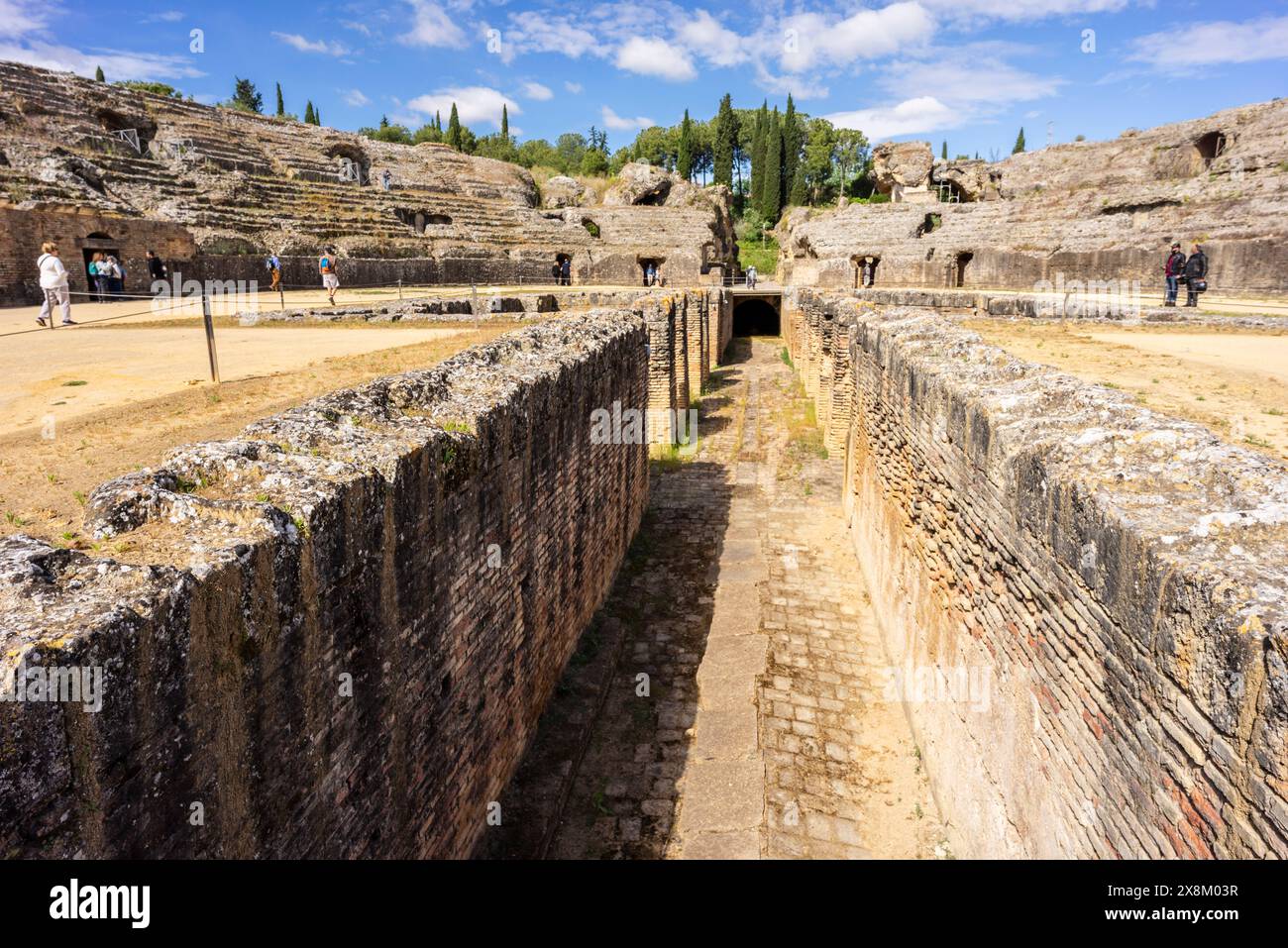 Anfiteatro italico, tempo dell'imperatore Adriano, anni 117-138., italica, antica città romana, 206 a.C. Andalusia, Spagna Foto Stock