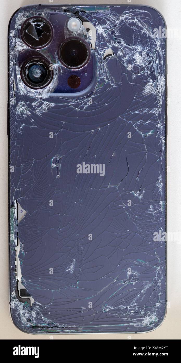 telefono rotto, gadget rotto Foto Stock