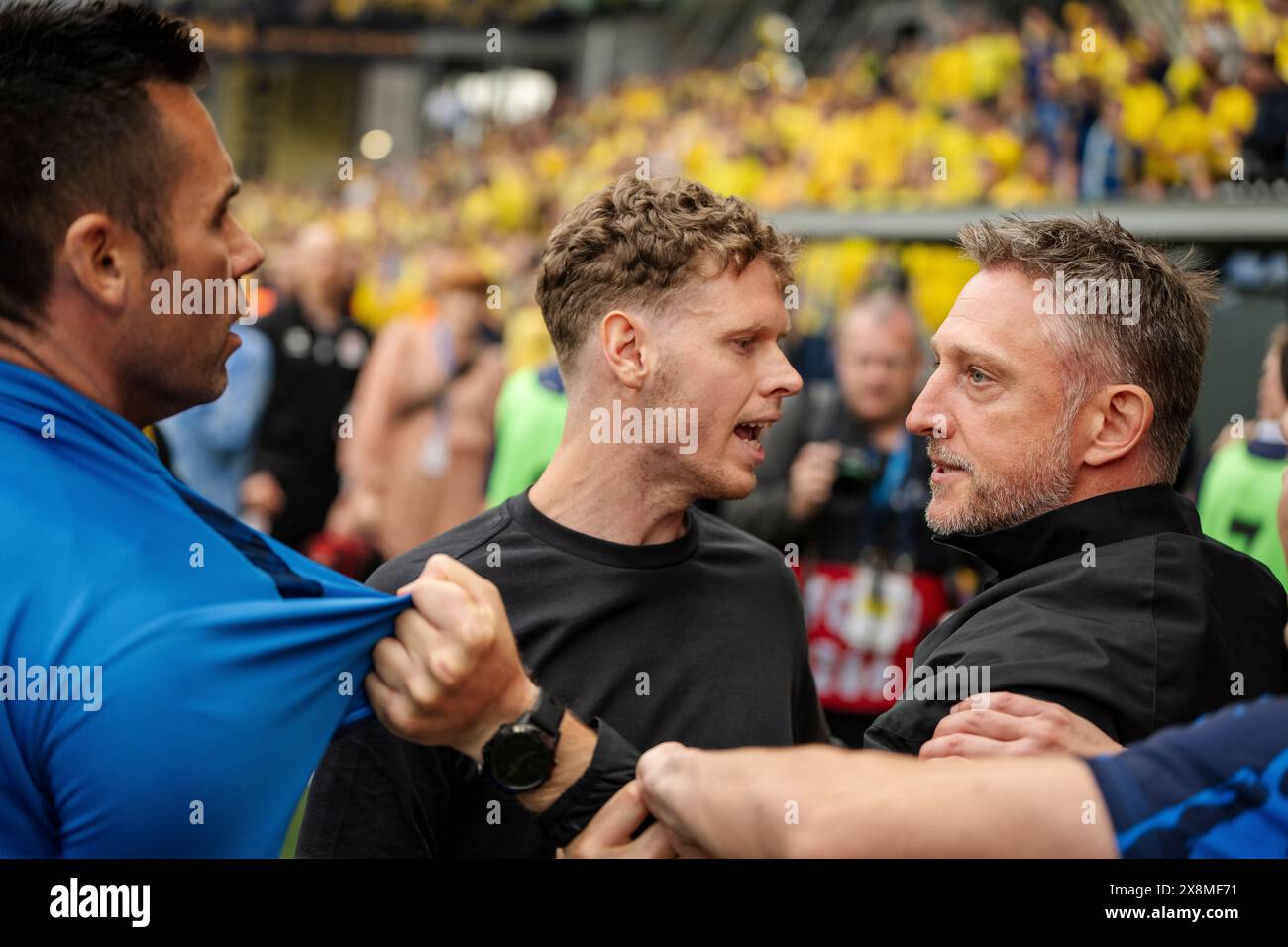 Danimarca. 26 maggio 2024. Tumulto alle panchine sostitutive dopo la partita 3F Super League tra Broendby IF e AGF al Broendby Stadium di Broendby, domenica 26 maggio 2024. (Foto: Mads Claus Rasmussen/Ritzau Scanpix) credito: Ritzau/Alamy Live News Foto Stock