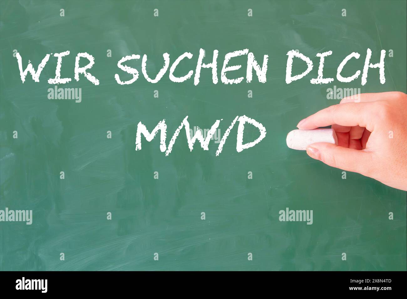 Immagine simbolo della ricerca dei dipendenti: Iscrizione tedesca su una bacheca (scuola) WIR SUCHEN DICH (ti stiamo cercando), composizione Foto Stock