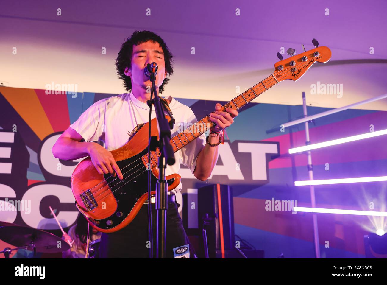 Jubilee Square, Brighton, città di Brighton & Hove, East Sussex. Helsinki Lambda Club si esibisce a Jubilee Square, Brighton come parte del festival musicale Great Escape 2024. David Smith/Alamy News Foto Stock